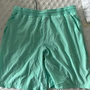 Men’s Lululemon Pacebreaker shorts with liner. Never worn.